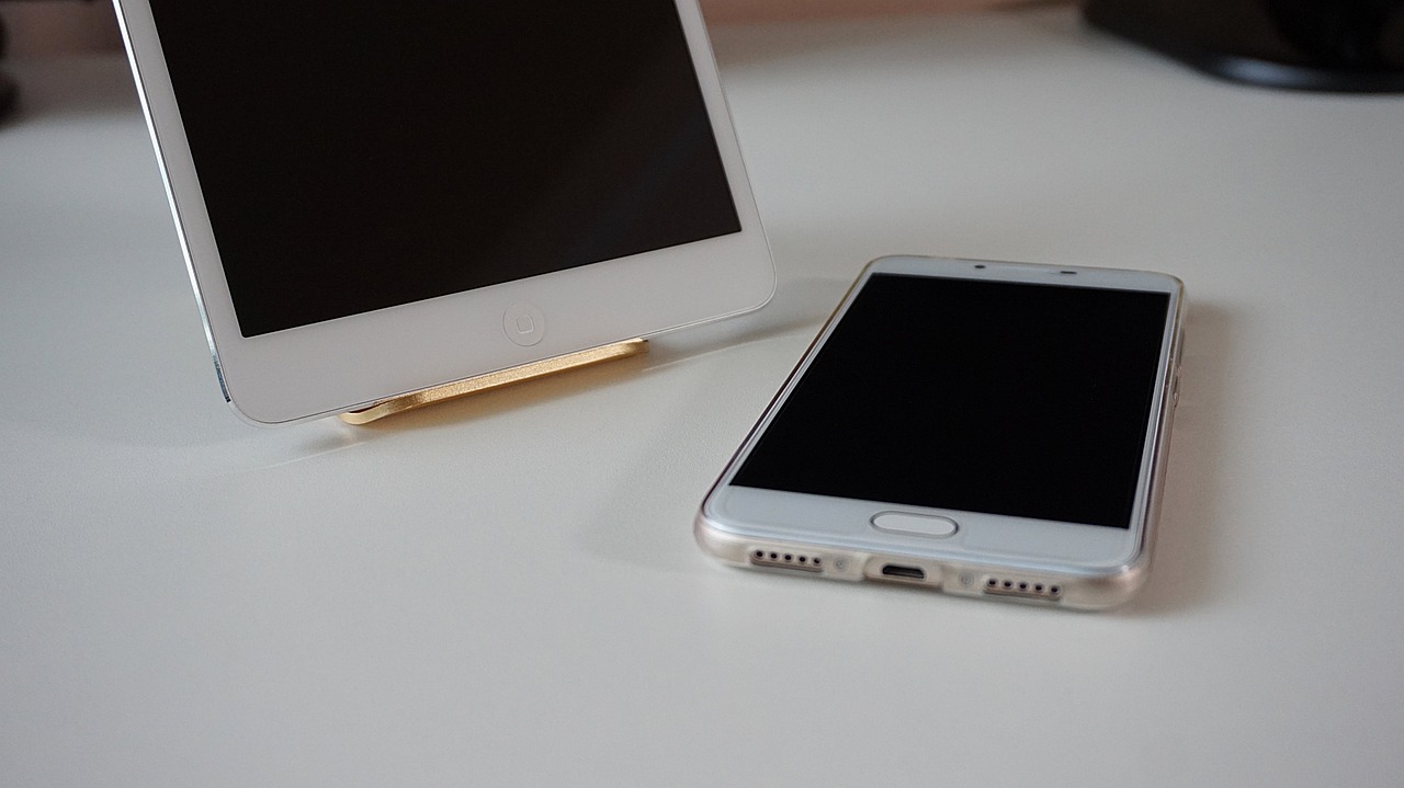 Joindre le service client pour avoir les informations des acteurs essentiels du secteur des smartphones et des accessoires en Suisse