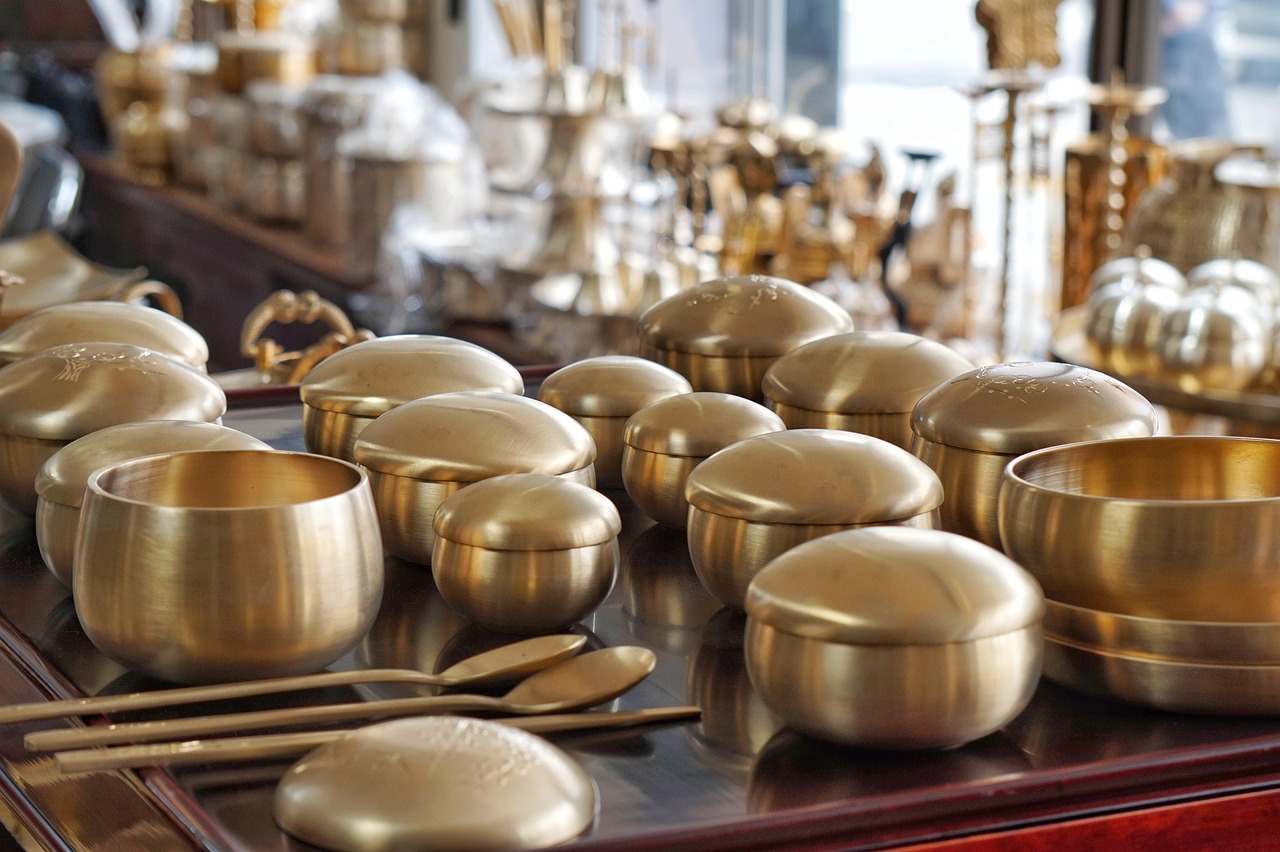 Joindre le service client pour avoir les informations des acteurs essentiels du marché des articles culturels et des ethniques en 2025 en Suisse