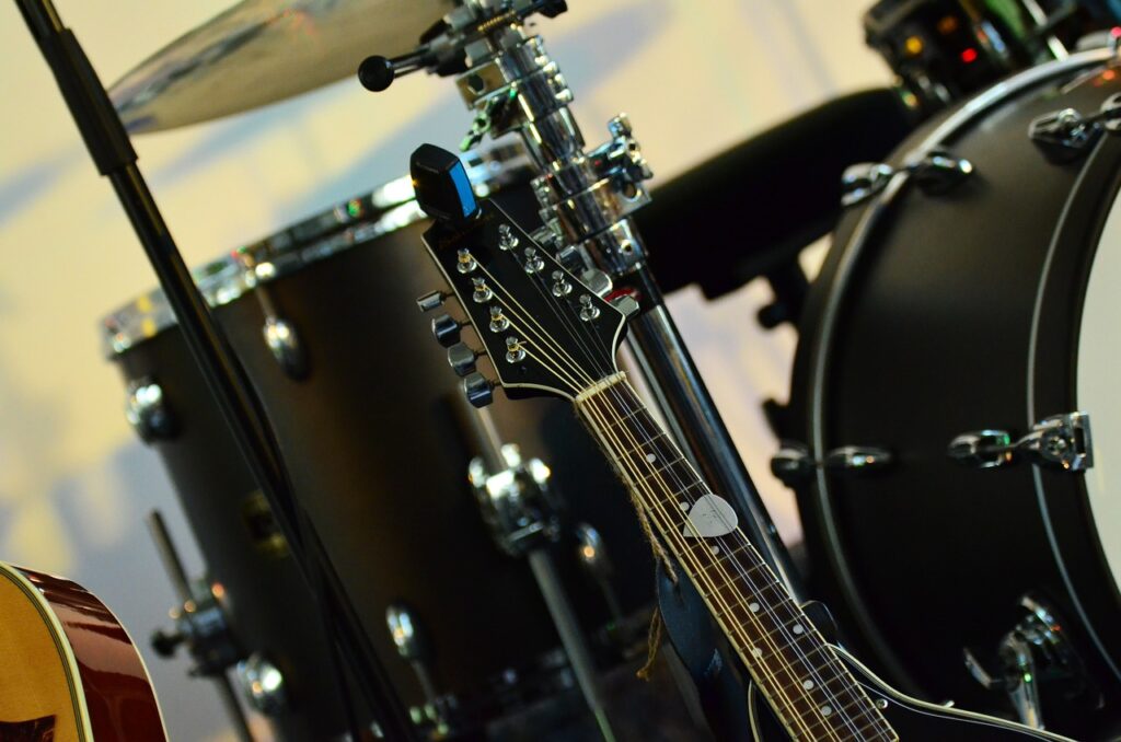 Entrer en contact le service client pour avoir les informations des acteurs essentiels du marché des instruments de musique en 2025 en Suisse