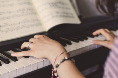 Joindre le service client pour avoir les informations des acteurs essentiels du marché des partitions et des accessoires musicaux en 2025 en Suisse